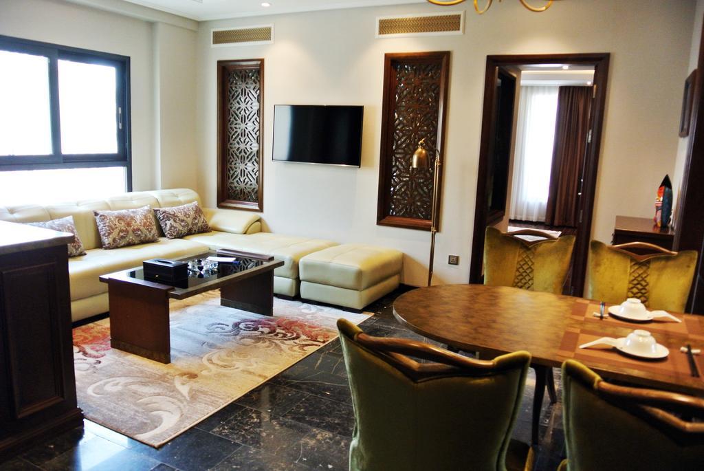 Jb Serviced Apartment Hanoi Bagian luar foto